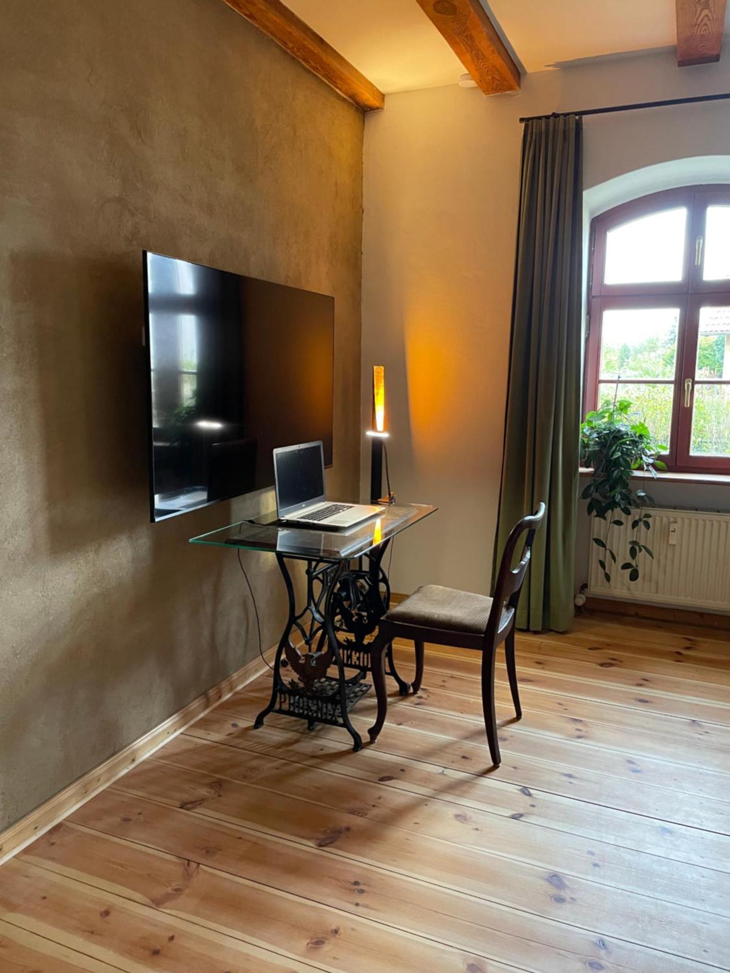 Quartier Im Gutshaus Apartment Wustermark Exterior photo